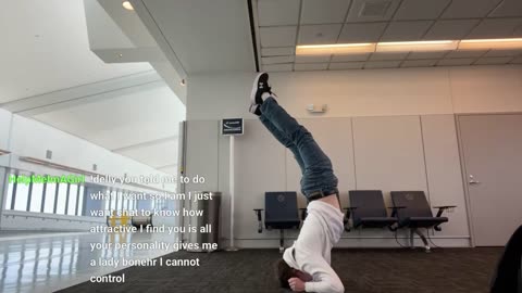 Sharpstand at the airport | Stream Stars: Knocked Offline