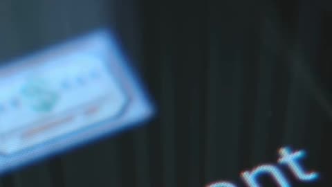 Broke People Upgrade, Rich People Invest #moneylessons #wealthmindset #financialfreedom