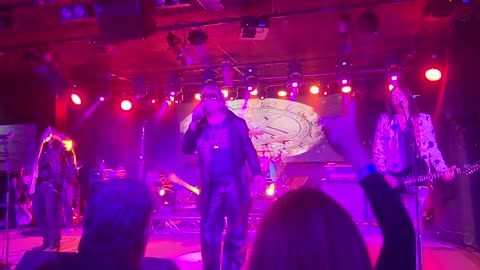 King of the hill ( live)