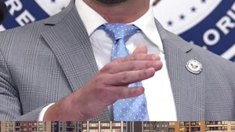 Florida AG Held in Contempt Over Immigration Law Dispute ⚖️🚨