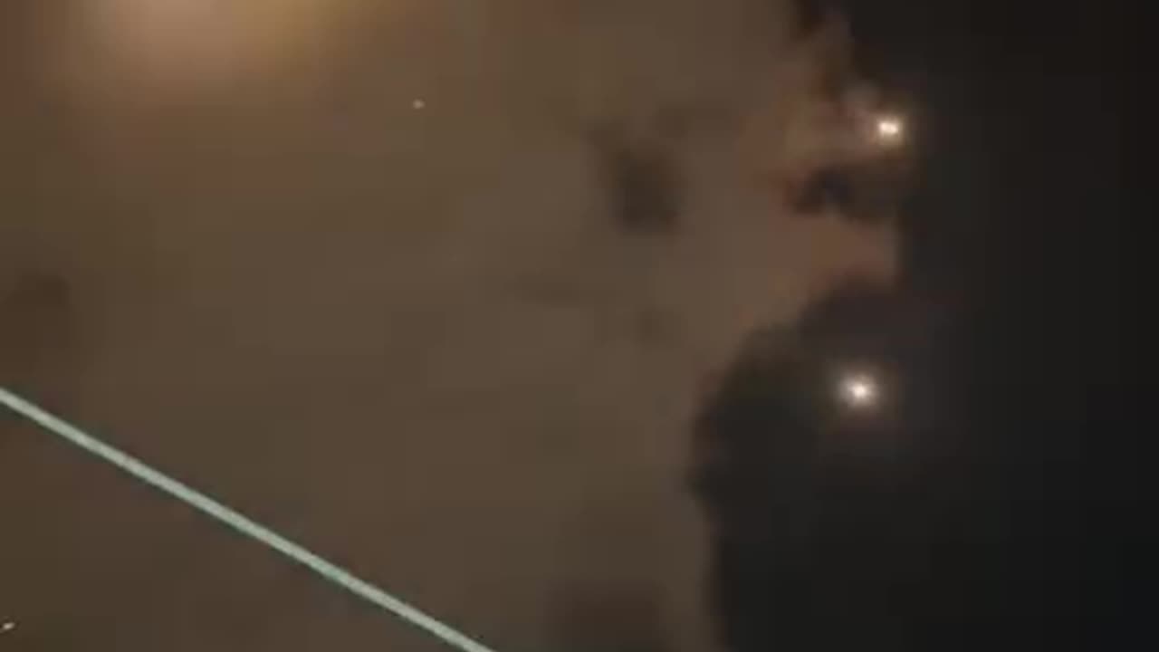 🇮🇱🇮🇷⚡️ Footage of today's missile attack on Israeli territory from Iran.