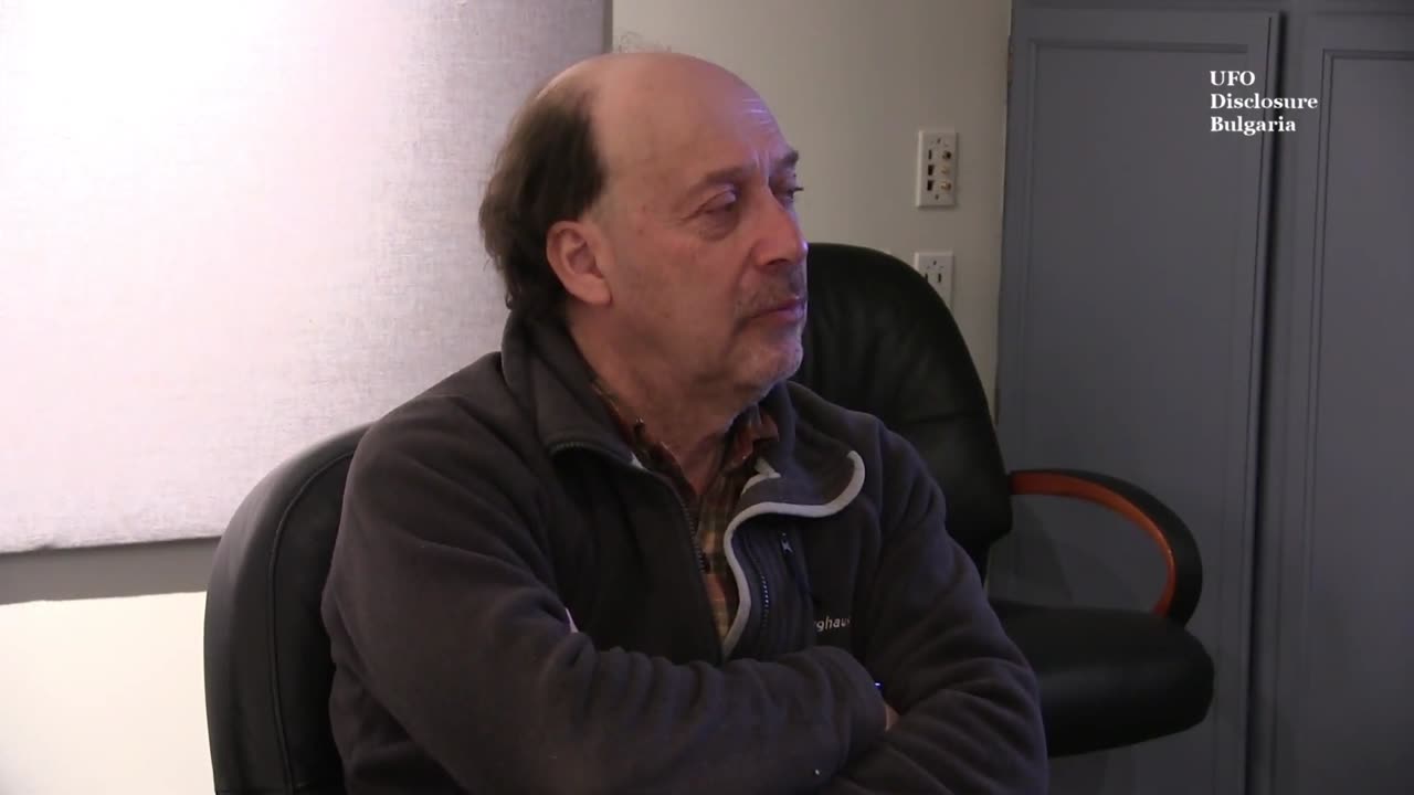 Dr. Simeon Hein - Traveling through Space and Time