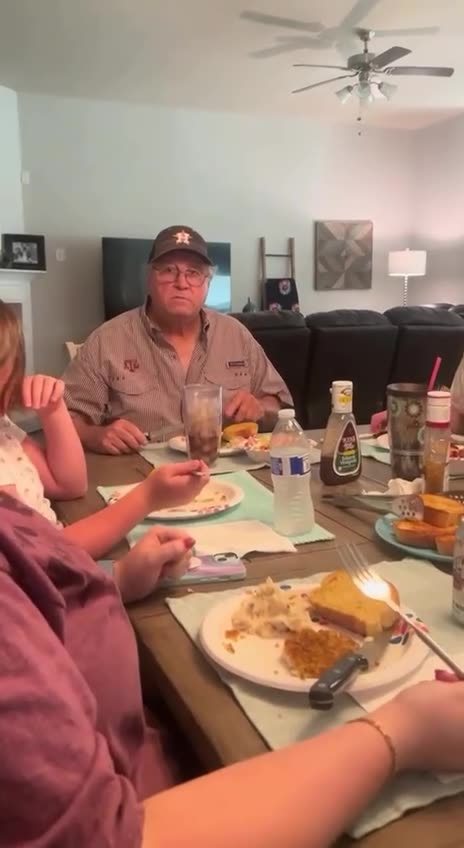 Pov: I bought a new fork on Amazon 😁