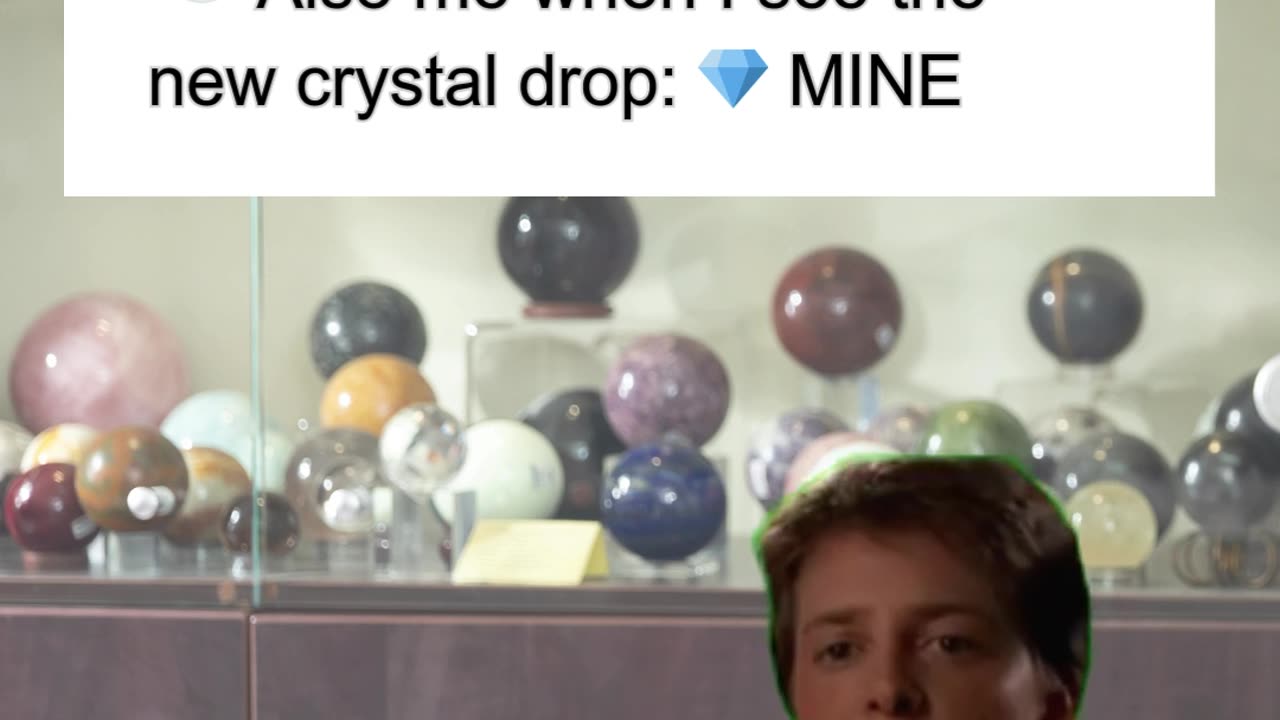 Me pretending I don’t need more jewellery… 👁️ Also me when I see the new crystal drop: 💎 MINE.