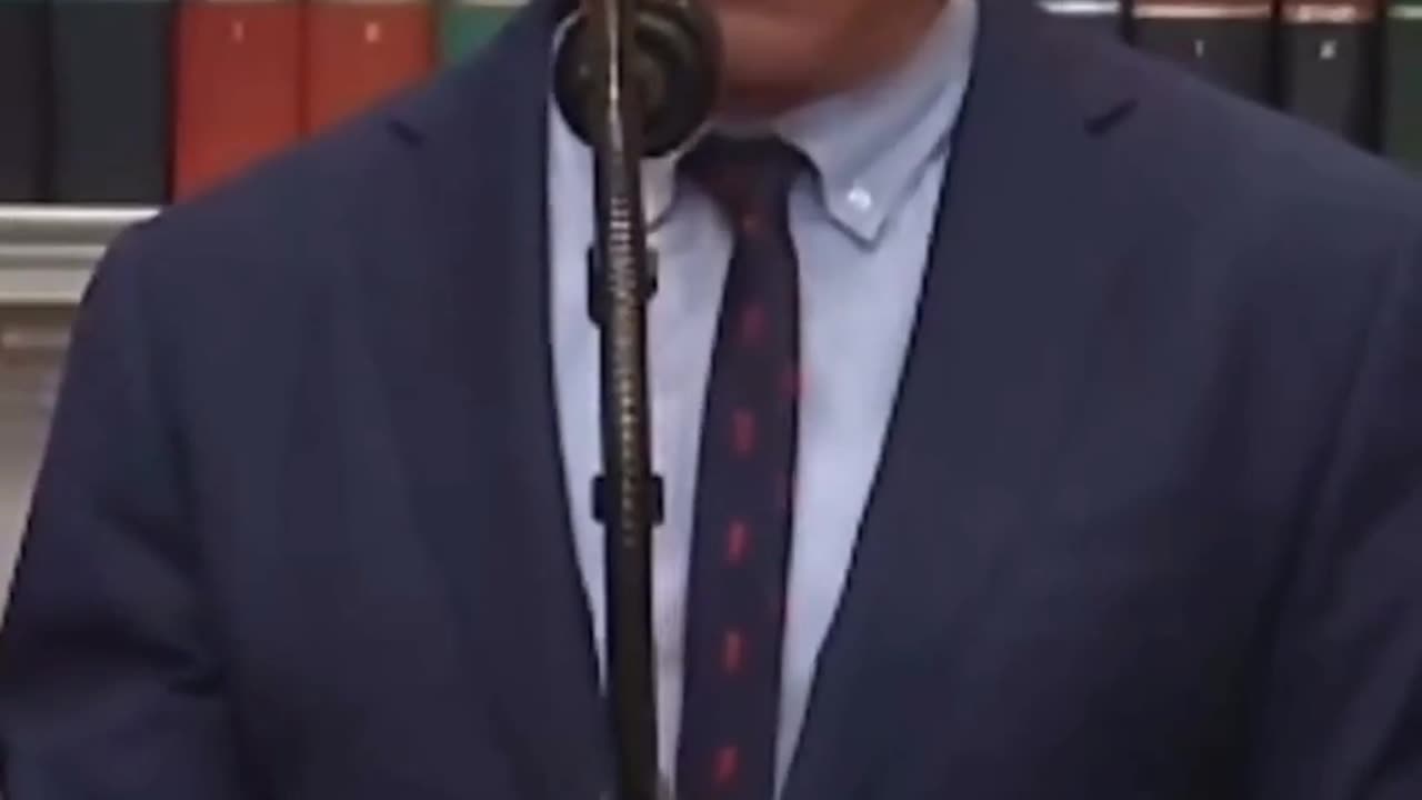 Sekretarz ds. Zdrowia i Opieki Społecznej Robert F. Kennedy Jr. ujawnił, że stosowanie paracetamolu w czasie ciąży może powodować ADHD i autyzm.