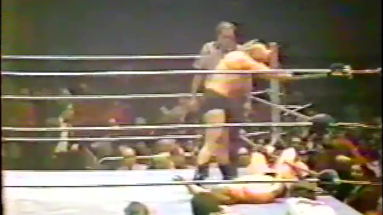 WWF MSG Oct 19 1981 **Bob Backlund vs Greg Valentine**