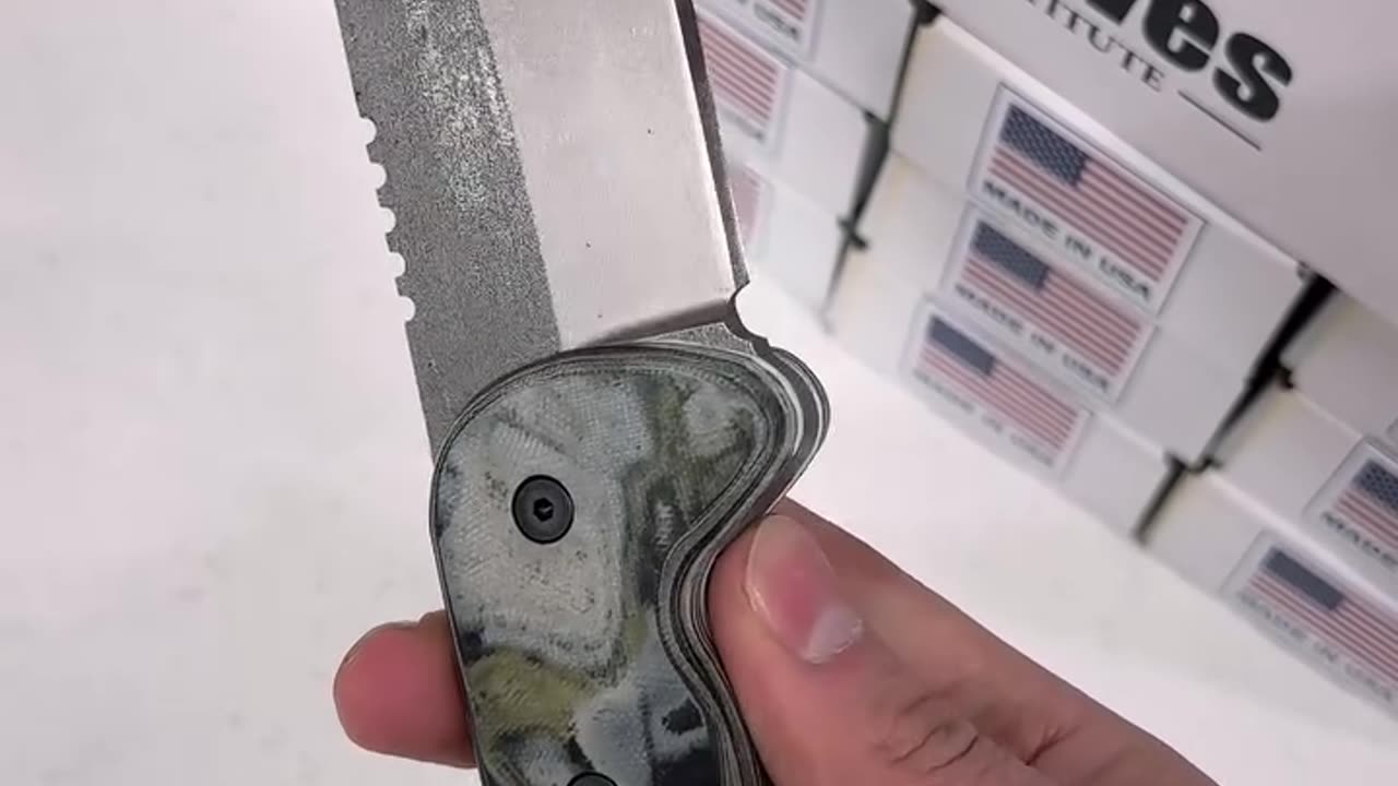 ⚔️ APRIL 1! Start off the month with the 2025 Shed Knives TUATARA