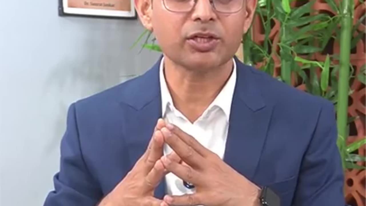 ॲसिडिटीच्या समस्यांसाठी मी कोणत्या तज्ञांचा सल्ला घ्यावा?