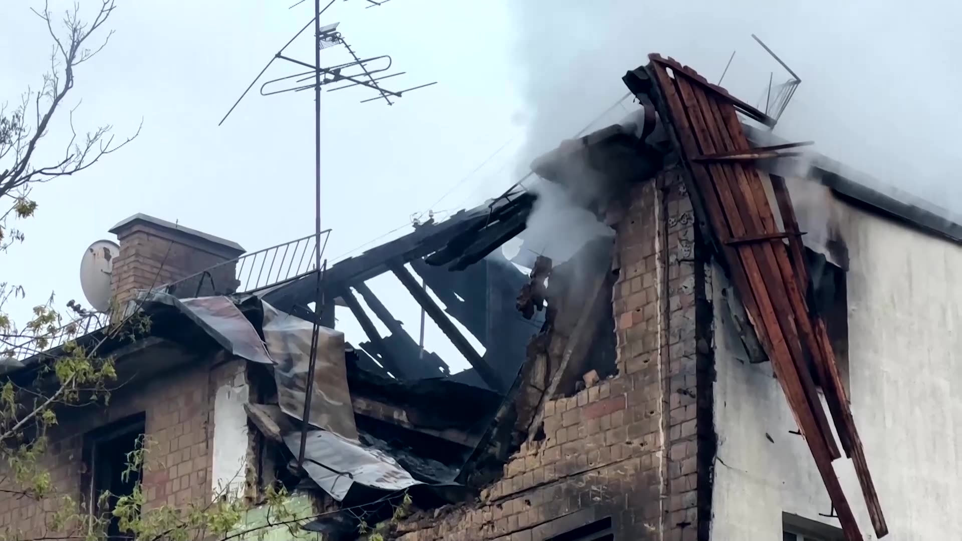 Russian drones and missiles hit Kyiv, killing and injuring many