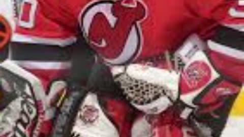 Patrick Roy vs Martin Brodeur - Who Was the Greatest Goalie?