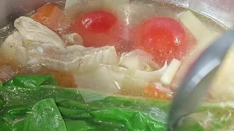 Panalasang Pinoy na Kinamatisang Pork Ribs Soups #porkribs #pork #soup
