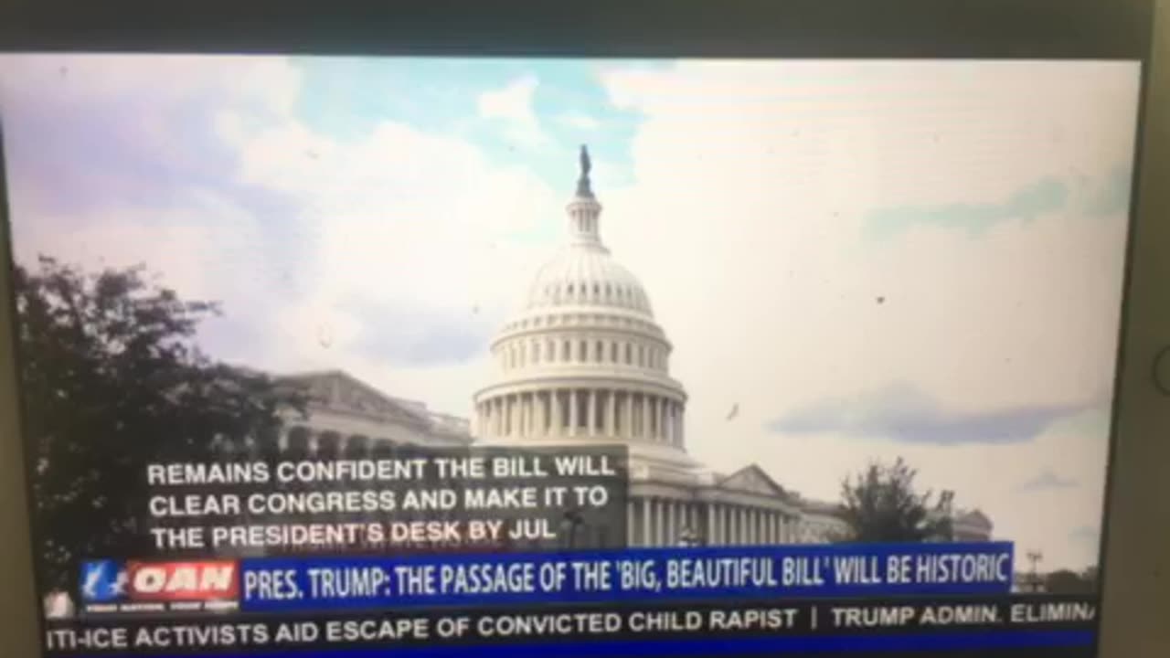 Derek Hunter 06/27/25 judges told no kings nationwide injunctions