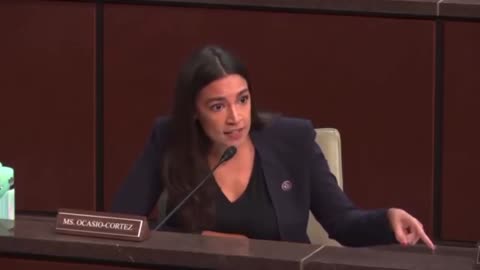 How did AOC get elected…. What an Idiot
