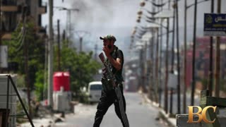 Fresh clashes break out in Syria as the interim government struggles to ease tensions