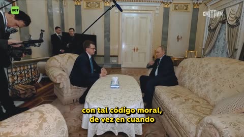 ⚡️ ¿En qué circunstancias Putin se arrodilló por primera vez en su vida?