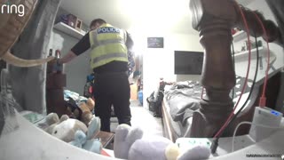 UK Cop Caught Stealing Woman’s Underwear 😱 Thanks to Ring Cam.👮‍♂️