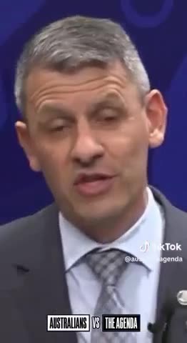 Victoria Police Association boss hits back at ANTIFA protesters in Melbourne