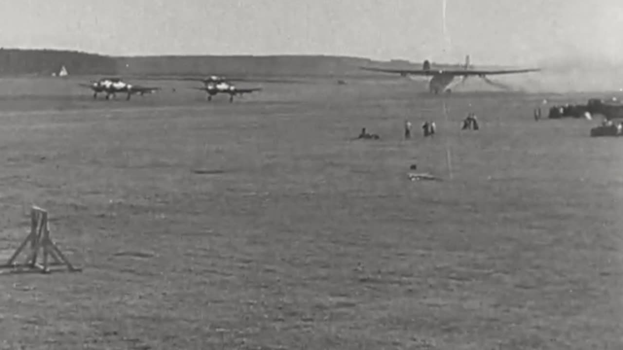 "Troikaschlepp" arrangement to get the Messerschmitt Me 321 Gigant cargo glider airborne