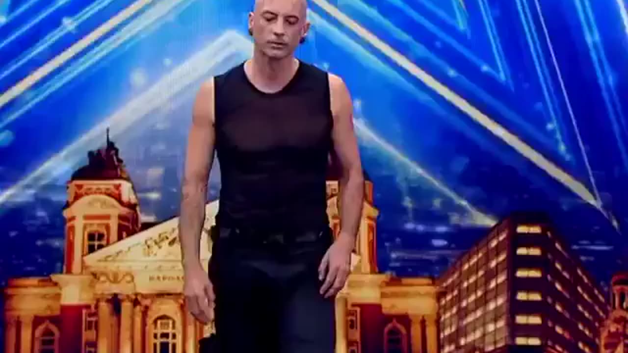Magician Stunned Everyone On The Stage.