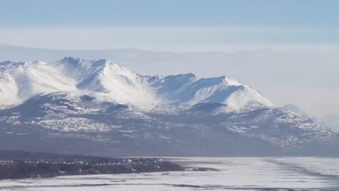 Alaskan Mountains - Music & Scenery