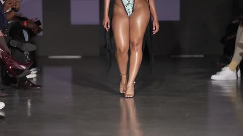 Facet Fine in SLOW MOTION | Haute Gala | Miami Swim Week