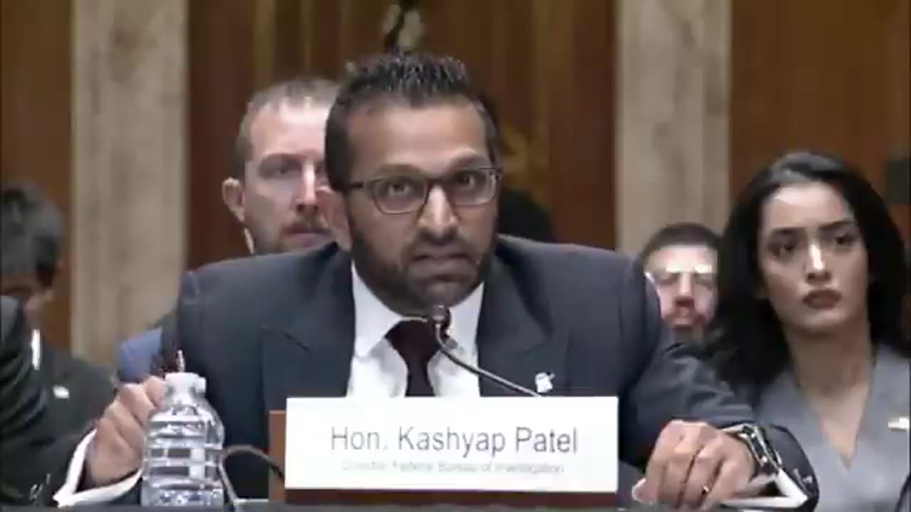 MI METTI LE PAROLE IN BOCCA, NON LO TOLLERERO'