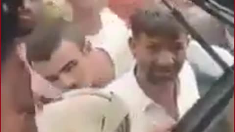 Agra Shock: Man Found Bound in Car Trunk After Family Dispute, Police Rescue Amid Scuffle