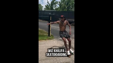 WIZ KHALIFA DOES VIRAL AURA DANCE
