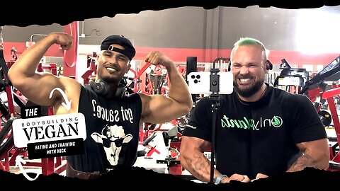 Eating and Training with Nick The Vegan International and Halal Cart Owner