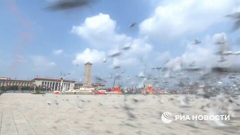 80,000 white doves were released at the conclusion