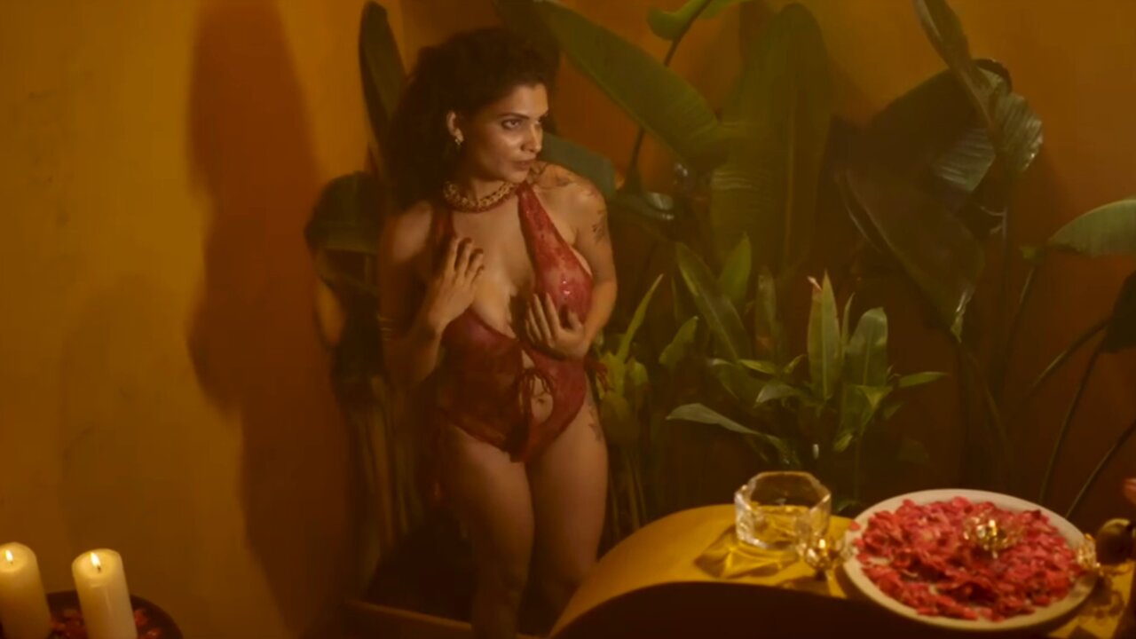 Indian beautiful hot and sexy look How do I look in this dress today Drop a comment and let me kno