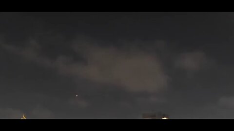 Iran retaliates to Israel's attack : Hundreds of missiles launched at Israeli cities