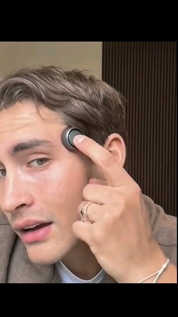 black mirror 🥶🧡😊