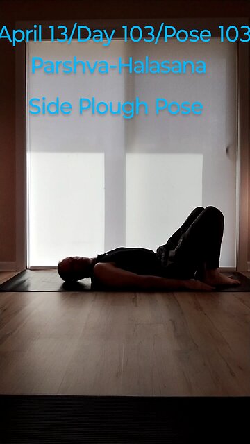 Parshva-Halasana / Side Plank Pose