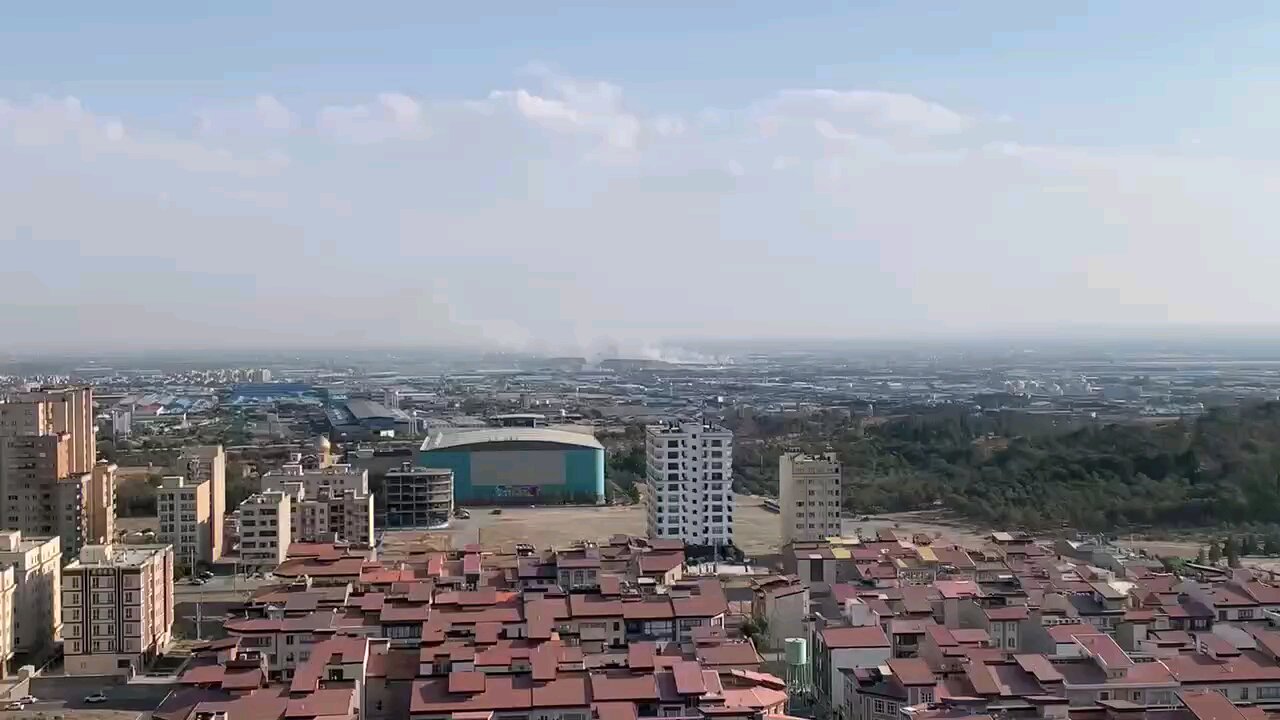 Strikes in southern and western Iran at this moment