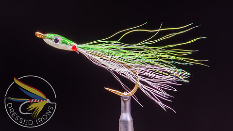 Tying the Thunder Creek - Emerald Shiner - Dressed Irons
