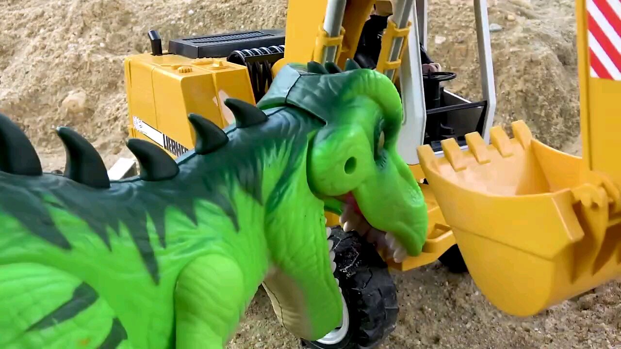 Fun Toy Tractor Learning Video for Kids! In today's educational video, we've got lots of tractors!