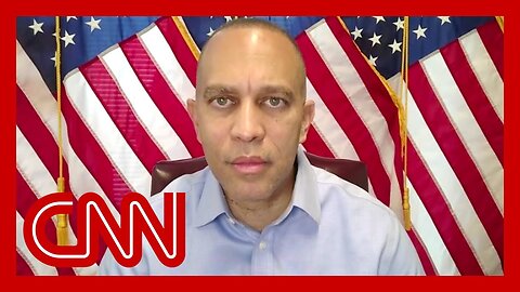 'Trump should fire him': Jeffries reacts to Hegseth pausing Ukraine weapons