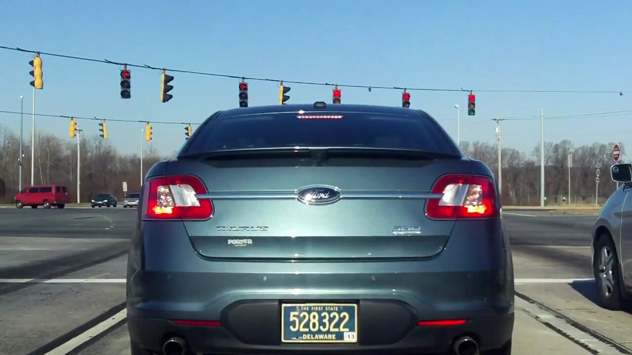 Ford Taurus