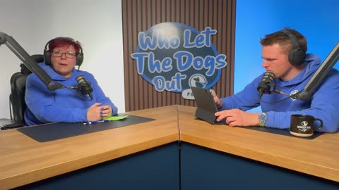 Should You Ever Gift a Dog for Christmas & The TRUTH About Dog Aggression - Q&A Ep. 085