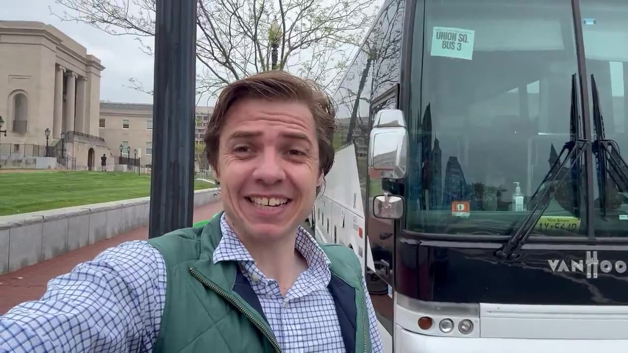 Charles Downs: We caught the Left busing anti-Trump protesters into Washington, D.C.