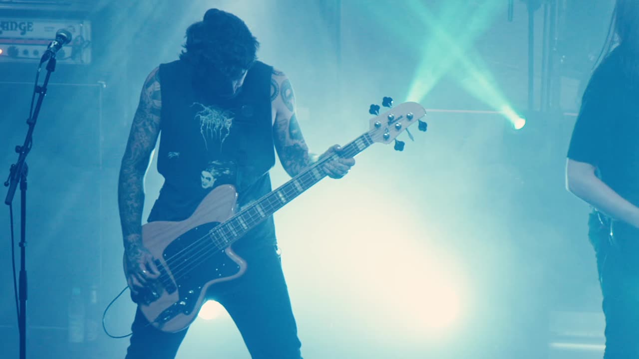 DER WEG EINER FREIHEIT - Eiswanderer (Official Live Video)