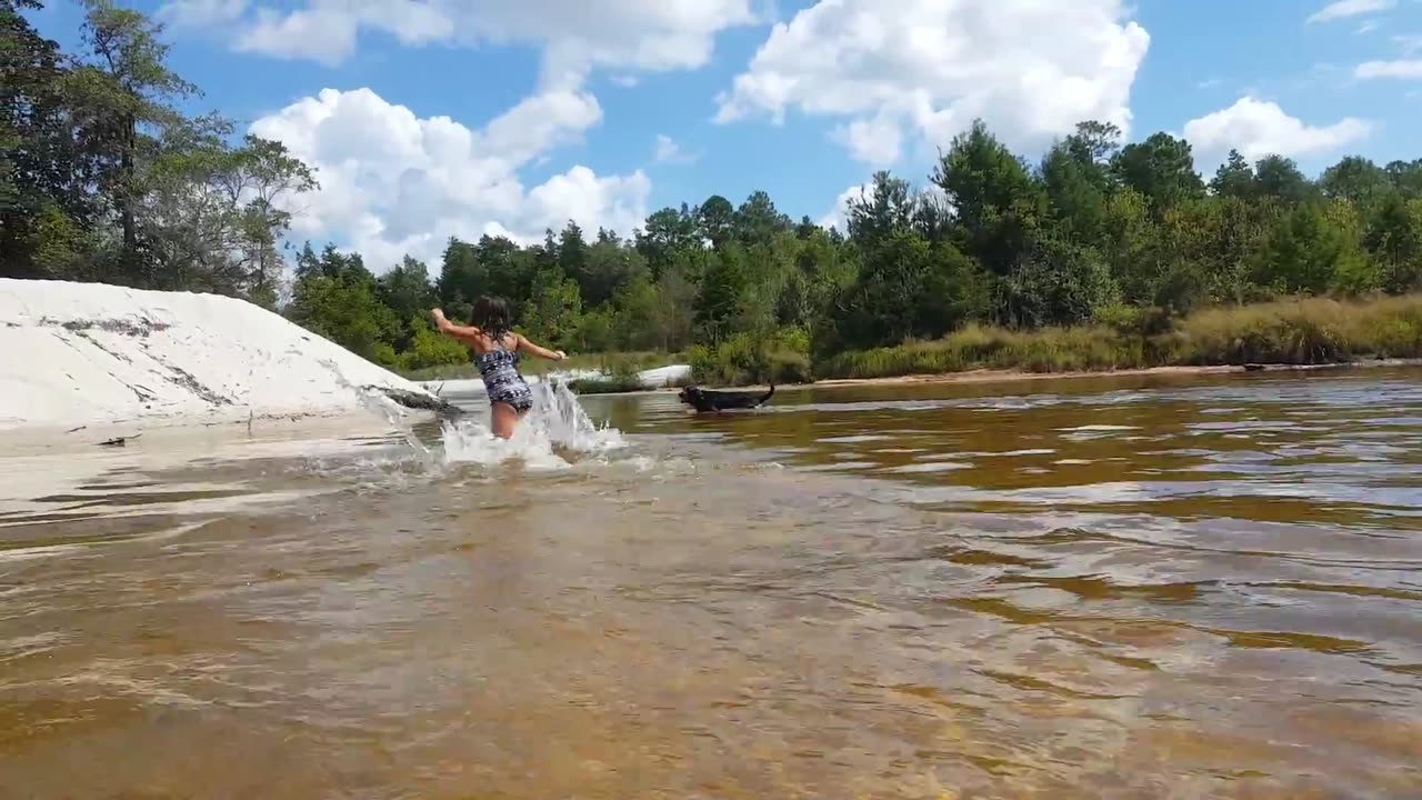 Ruby & Riley River Fetch