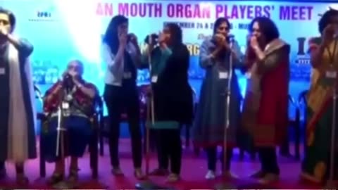 Awara Hoon Song - Raj Kapoors classic played beautifully on a Harmonica