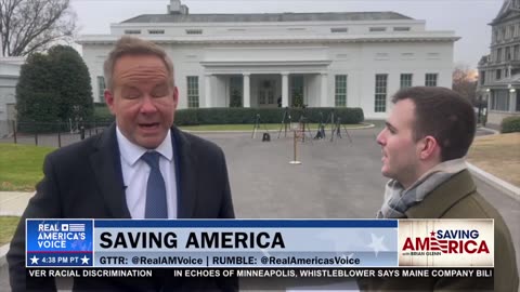 LIAM SHADOWS BRIAN GLENN AT THE WHITE HOUSE