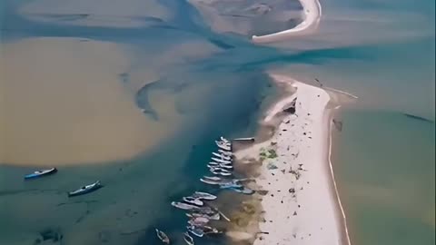 limestone_floating_bridge_building_by_monkeys also called Ram-Setu