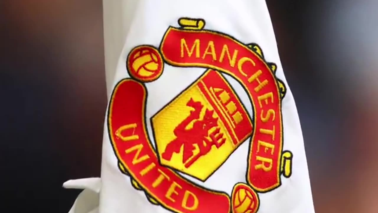 Manchester United are considering charging fans up to £4,000 for a season ticket