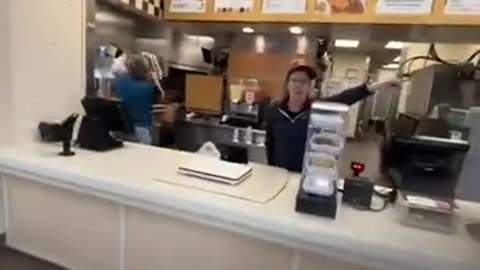 Wendy's employee loses it after being accused of pocketing a customer's change