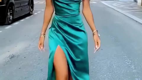 She looks gorgeous in these outfits #shorts
