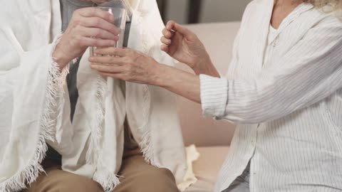 Fast Relief or Hidden Risks? Ibuprofen and Gout Explained